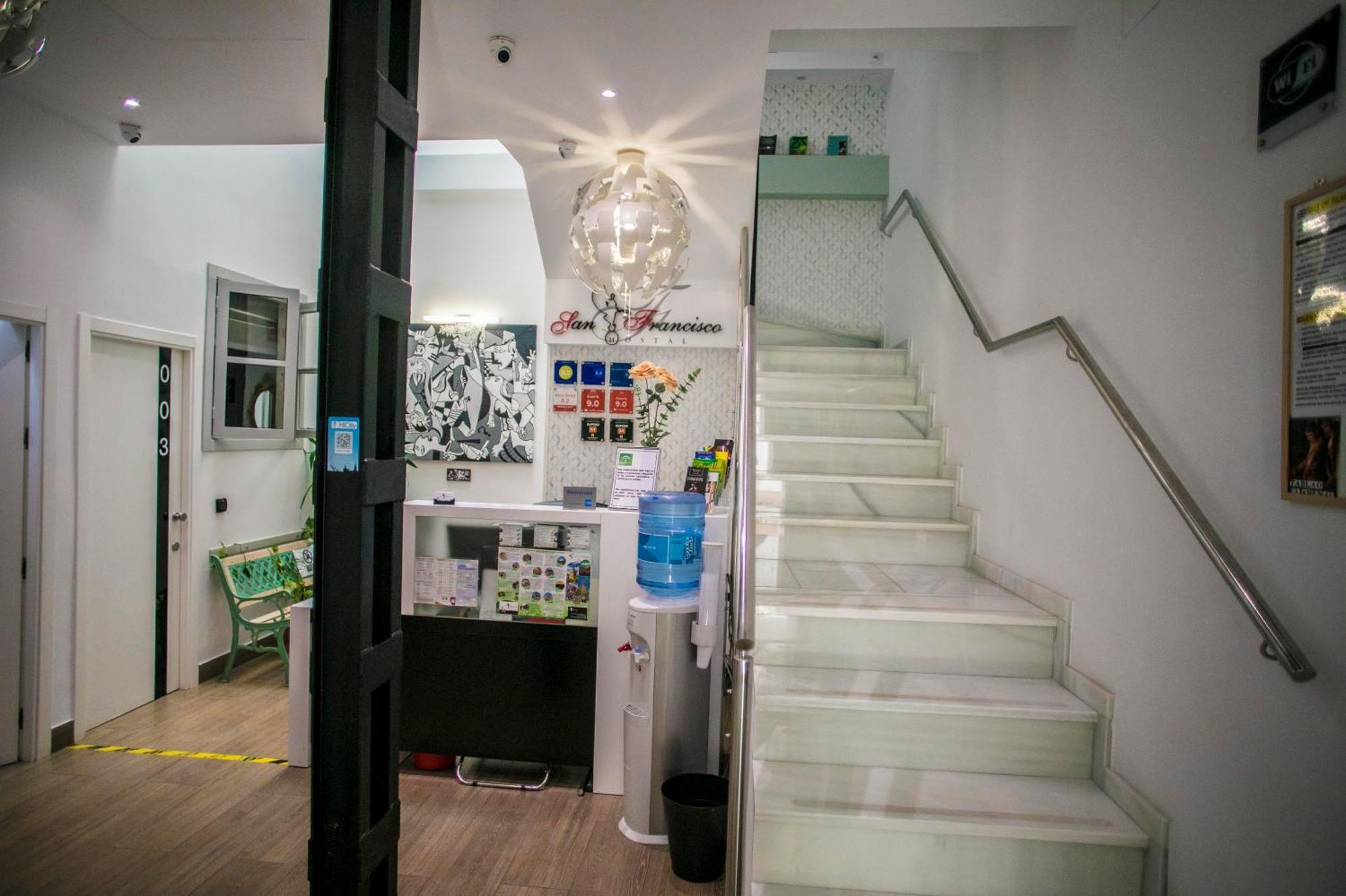 Hostal San Francisco Севиля Екстериор снимка