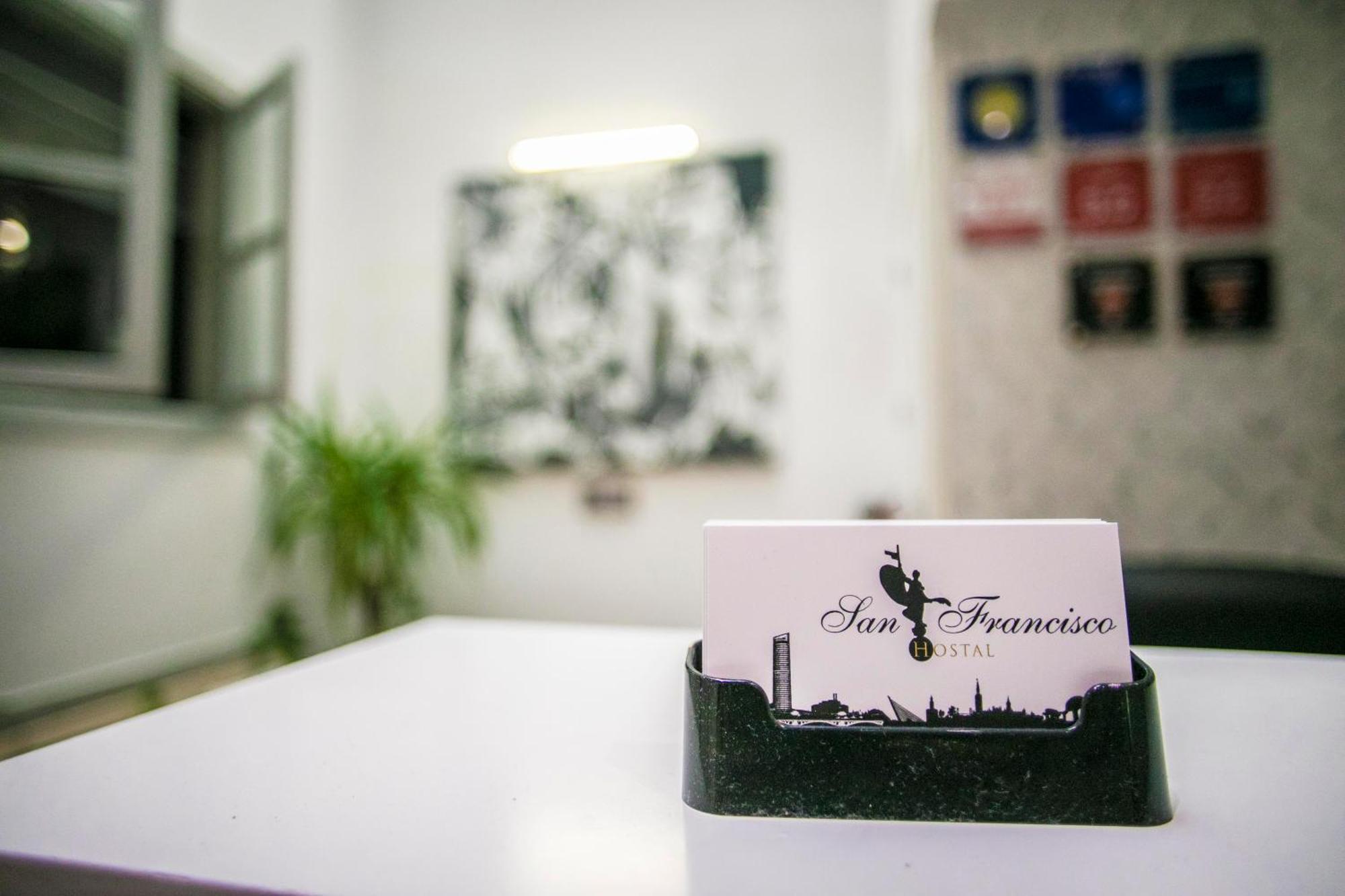 Hostal San Francisco Севиля Екстериор снимка