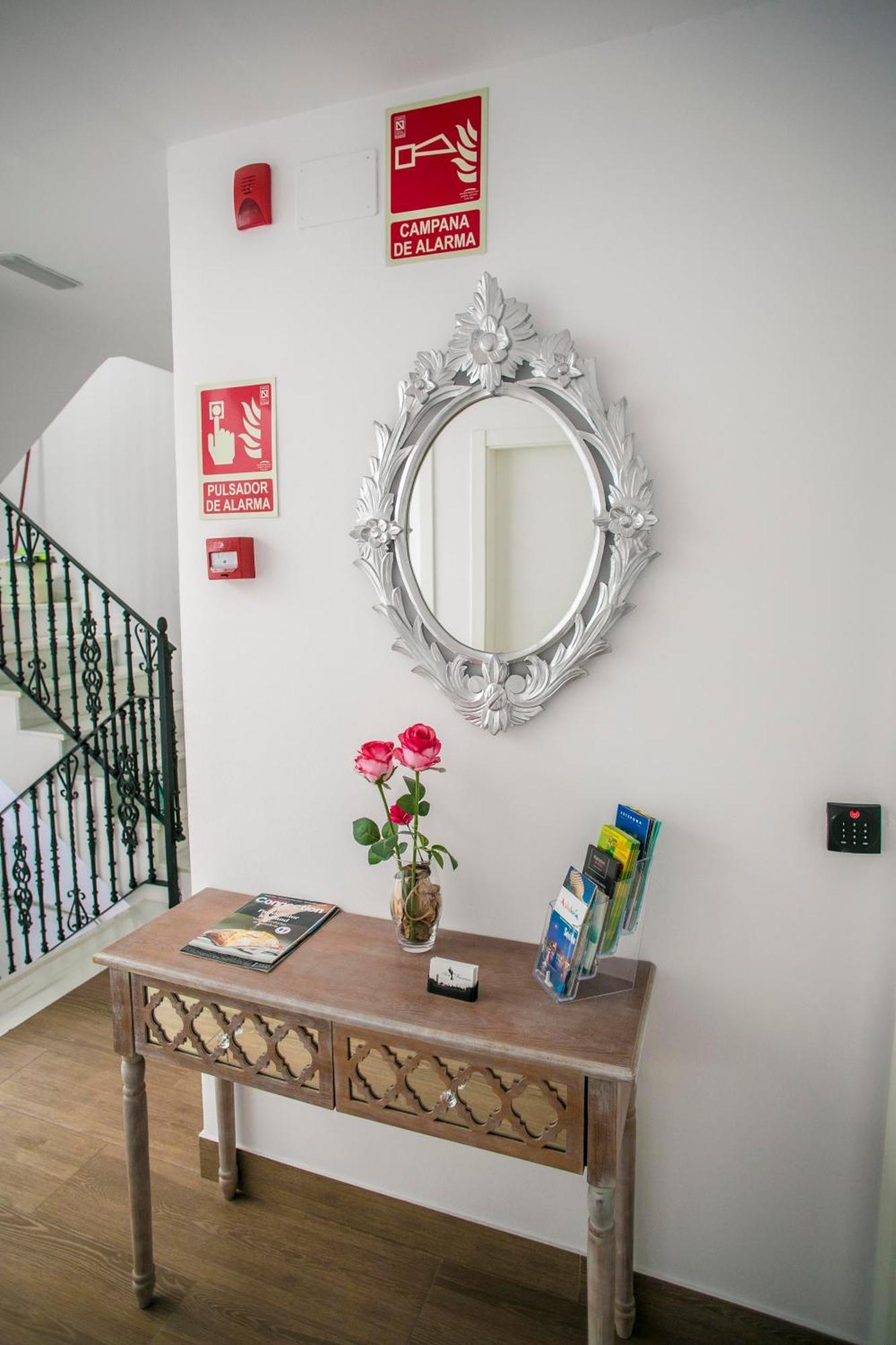Hostal San Francisco Севиля Екстериор снимка