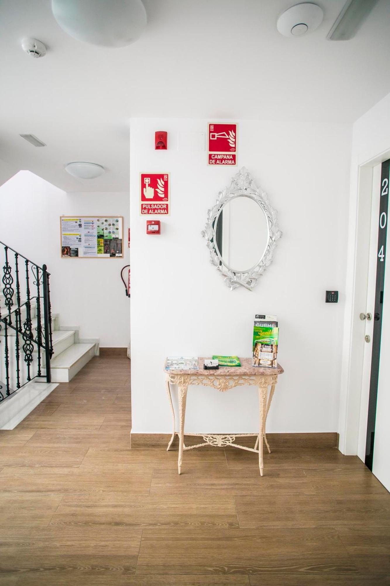 Hostal San Francisco Севиля Екстериор снимка