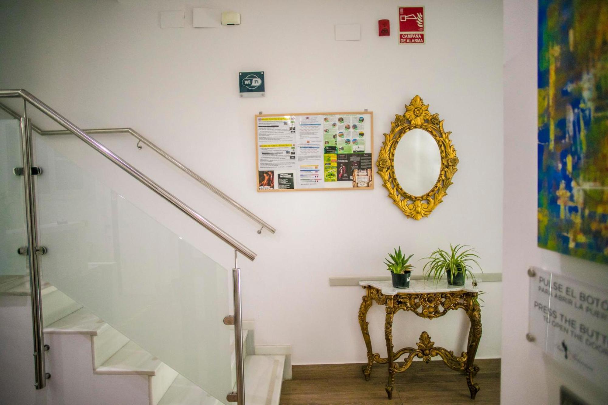 Hostal San Francisco Севиля Екстериор снимка